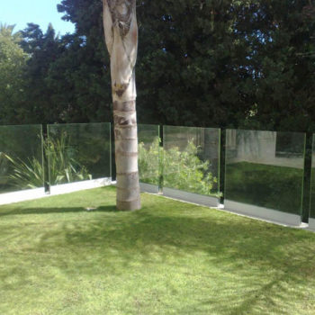 Garde corps en inox avec profilé apparents Garde corps en inox avec profilé apparents